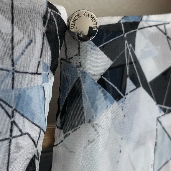 Vince Camuto Geometric Flowy Tank Top - Picture 4 of 5